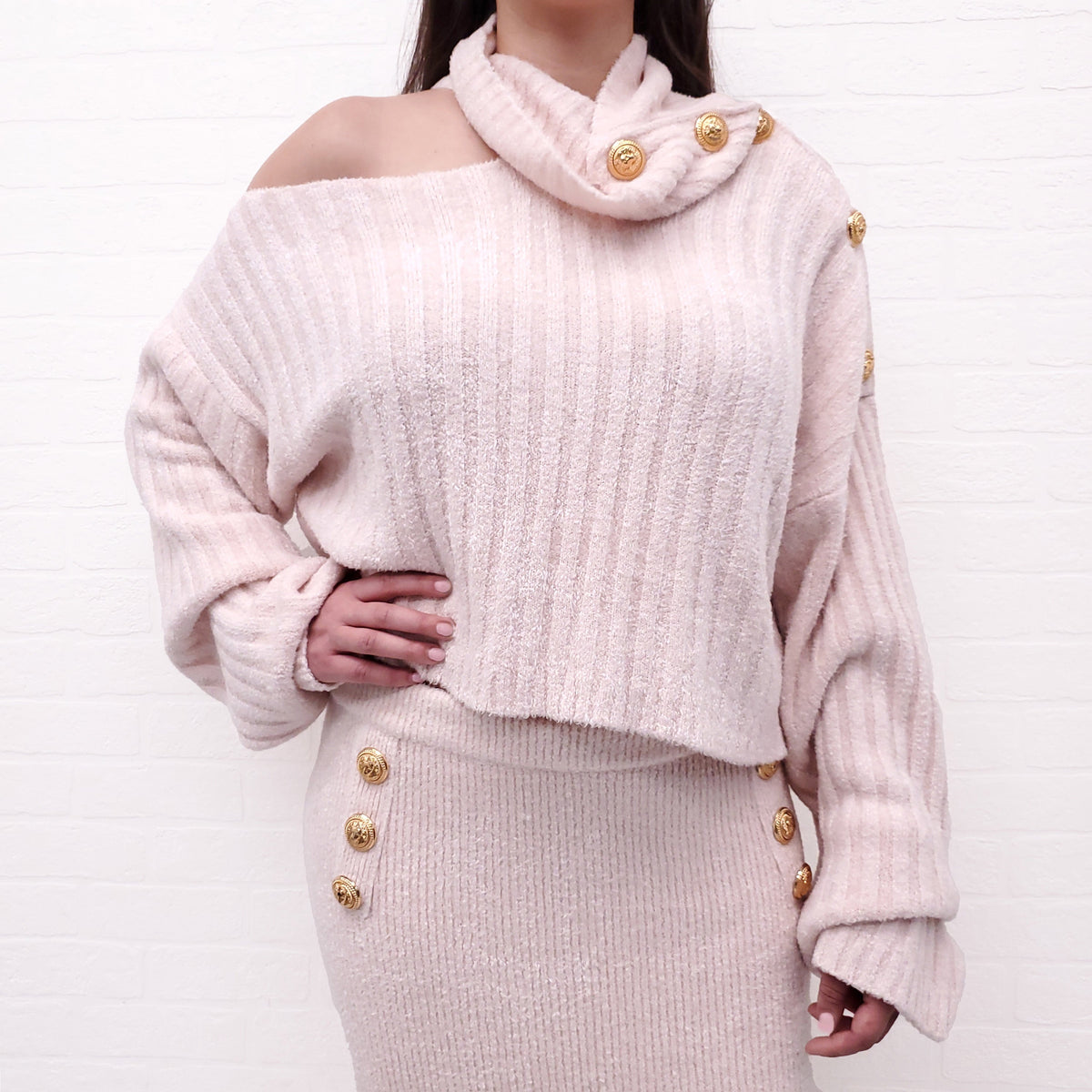 BALMAIN PINK FUZZY TWO-PIECE SET WITH LOGO BUTTONS - SIZE 50