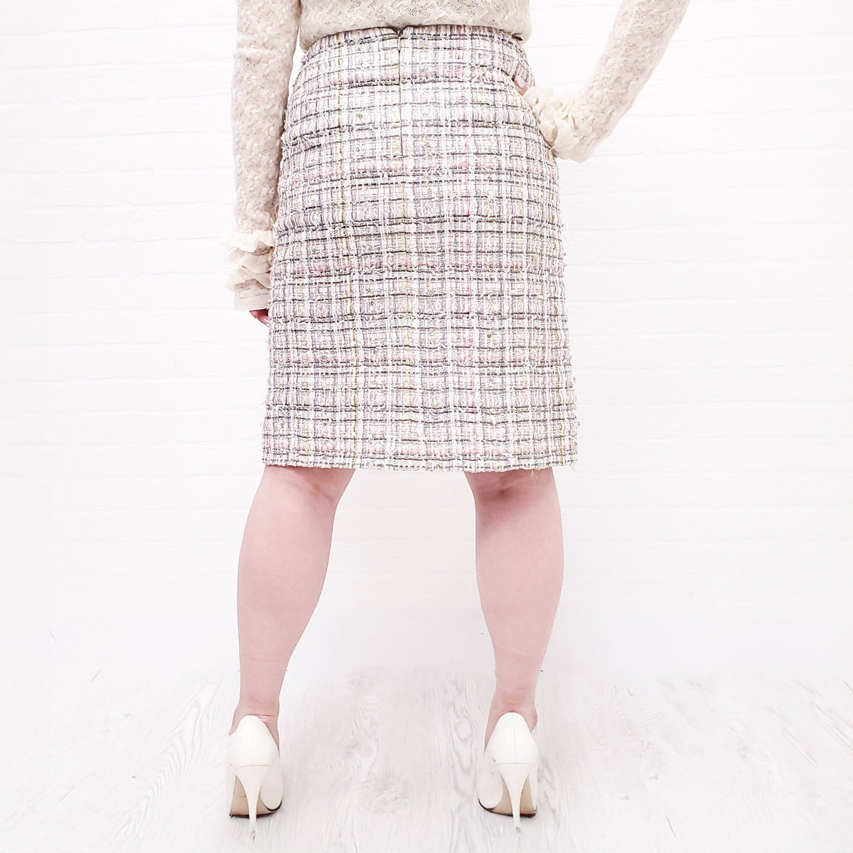 CHANEL PINK TWEED SPARKLE SKIRT - SIZE 38