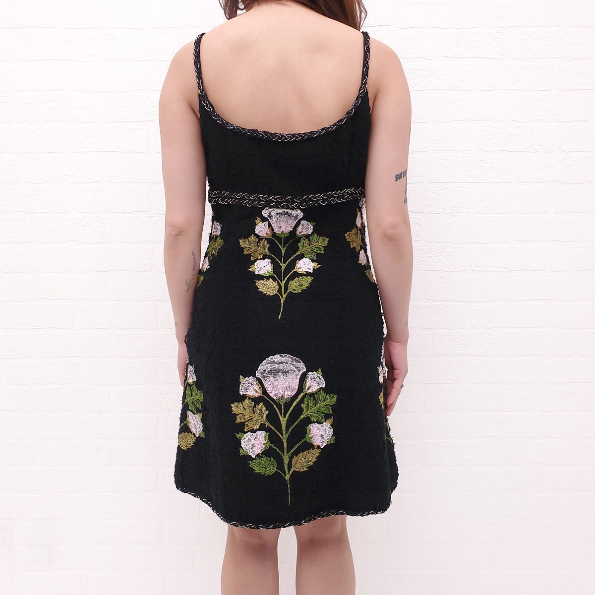 GIAMBATTISTA VALLI BLACK TWEED DRESS WITH FLORAL EMBROIDERY - SIZE 42