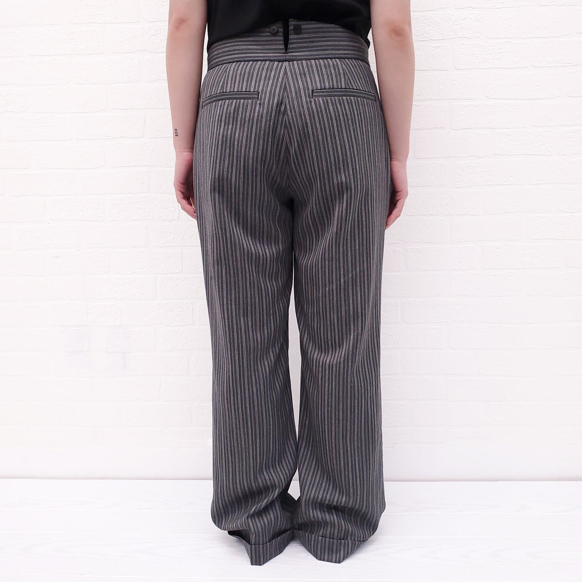 LOEWE GREY STRIPED TROUSERS - SIZE 46