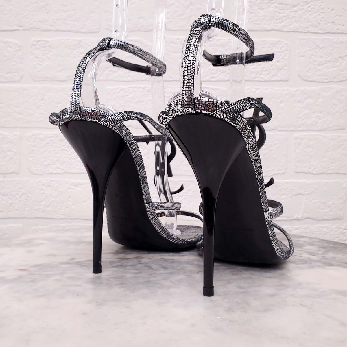 SAINT LAURENT CASSANDRA YSL LOGO SANDAL - SIZE 40